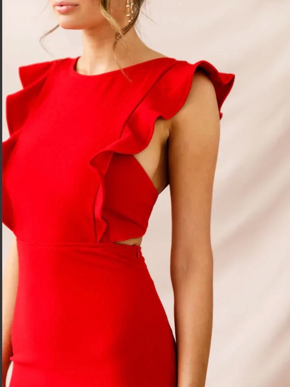 Selfie Leslie Pinafore Ruffled Midi Dress in Lipstick Red. - Picture 6 of 7